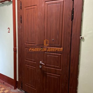 Фото установленных входных дверей